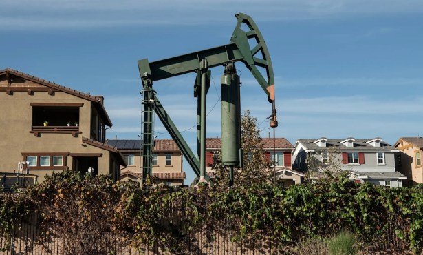 Controversial Measure Overturning Oil Well Restrictions Won’t Be on California Ballot